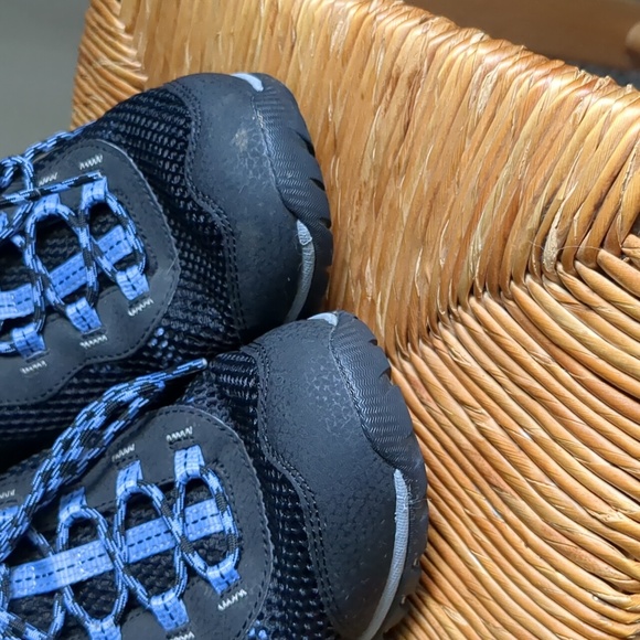 Merrell Riverbed Trail Hiking Shoes - Picture 5 of 11